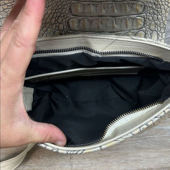 croc embossed top handle crossbody - Picture 5 of 6